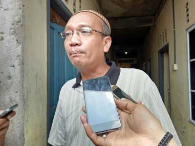Ketua RT 4 RW 5, Mujiarto.