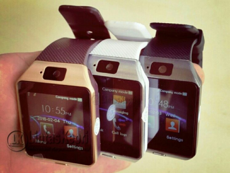 Jam Tangan (Smart Watch Phone).