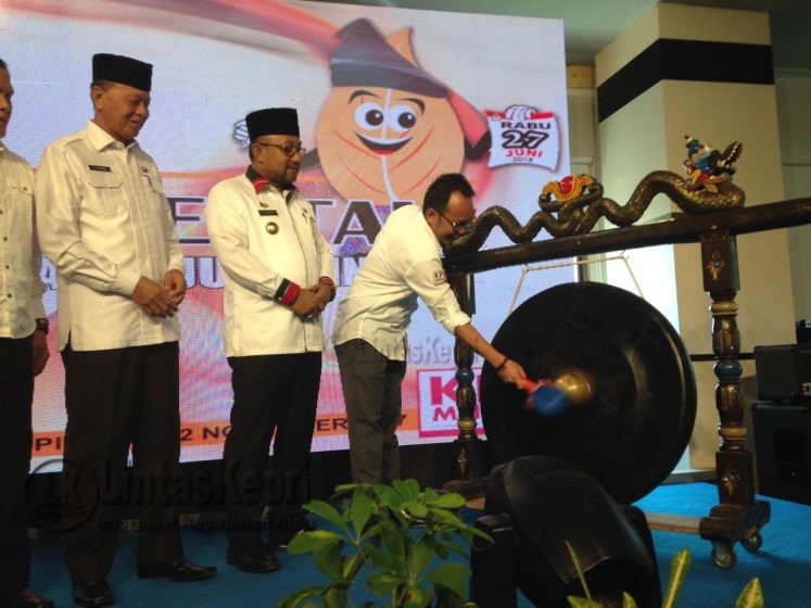 KPU Tanjungpinang Launching Maskot Pilkada.