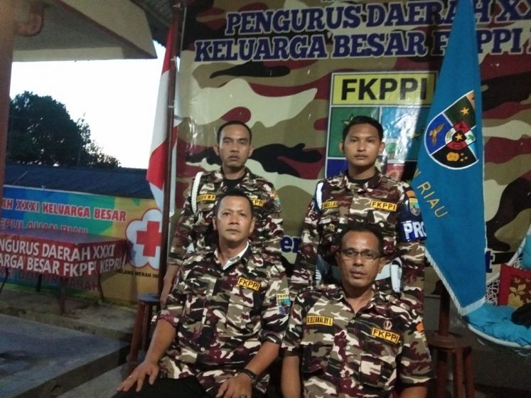 Anggota KB FKPPI Kepri. 