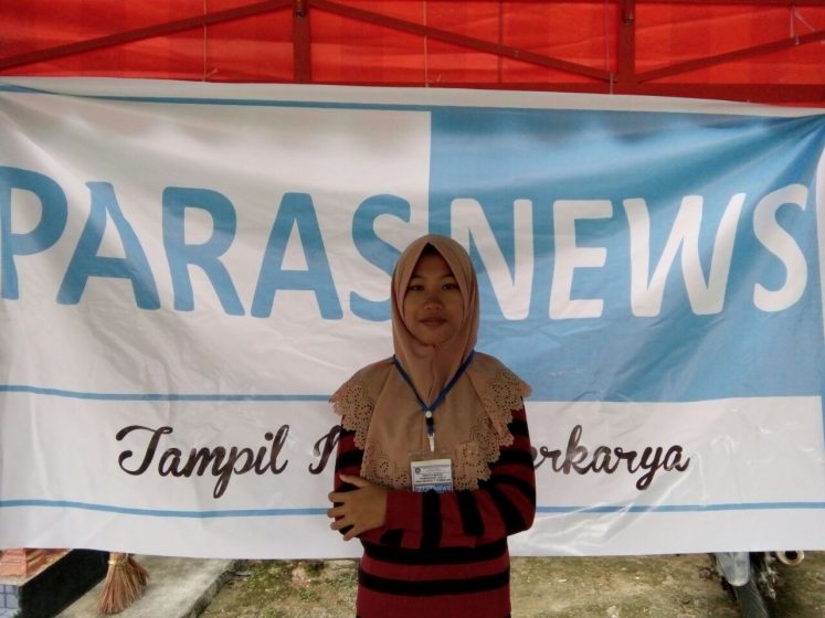 Koordinator Bazar Ramadhan Parasnews, Nisa Azhari.