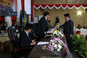dprd-kepri-3