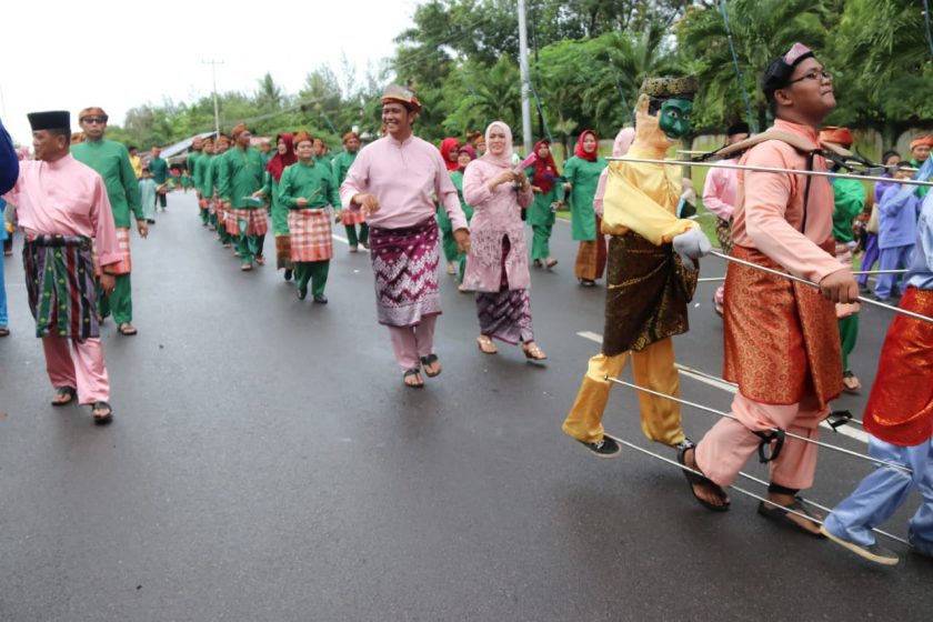 Pawai Pembukaan STQ Kepri Bintan Bawakan Tema Mari Membaca Al-Quran. 