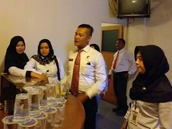 Kasi Ops Satpol PP Tanjungpinang Dian Asmara Siregar.