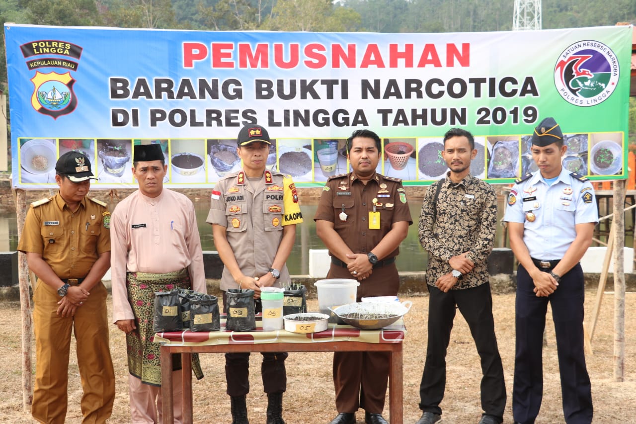 Polres Lingga Musnahkan Barang Bukti Narkotika.