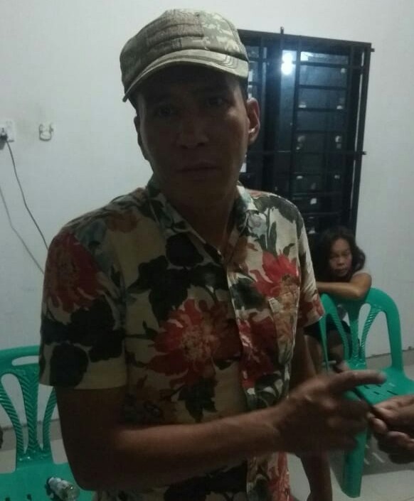 Seorang Warga Negara Asing (WNA) asal Afghanistan bernama Hossein, ditangkap dalam razia yang digelar Satuan Polisi Pamong Praja (Satpol PP) Kota Tanjungpinang dibantu TNI/Polri, Rabu (4/9) malam hingga Kamis (5/9) dinihari.