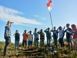 Mahasiswa Kepri Kibarkan Merah Putih Dipuncak Gunung Spincan