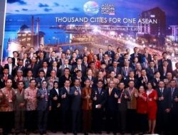 Walikota Tanjungpinang Hadiri ASEAN Mayors Forum 2015 di Makassar