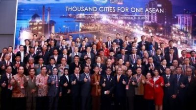 ASEAN Mayors Forum 2015 di Makassar, (08/09)
