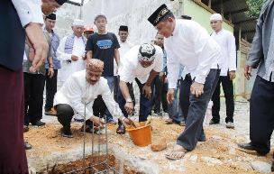 Walikota Dan Danlantamal IV Tanjungpinang Letakkan Batu Pertama Pembangunan Pesantren Al Khoir, (24/9).