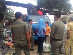 BLH Turun Kelokasi Penyimpanan Barang Rongsokan, Terkesan ABS