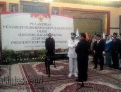 Mendagri Lantik Penjabat Gubernur Kepri Pengganti Agung Mulyana