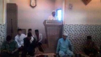 Walikota Tanjungpinang, Lis Darmansyah saat menyampaikan kata sambutan di Surau Jabar Nur.