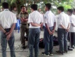 Satpol PP Kembali Jaring Pelajar Bolos