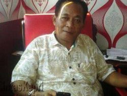 Dirut BUMD Akan Renopasi MCK Yang Tak Terawat