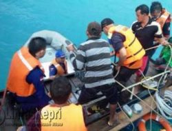 Seorang Anak Kecil Korban Kapal Tenggelam Ditemukan Kondisi Tubuh Rusak