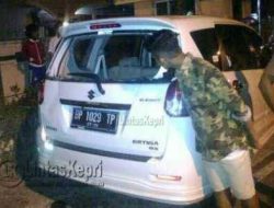 CS One Hantam Ertiga yang Lagi Parkir