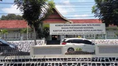 Kantor Kanwil BPN Kepri, tertutup saat jam dinas, Kamis (7/4) pagi