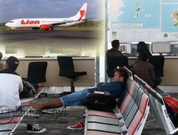 Mesin Lion Air “Terbakar”, Ratusan Penumpang Gagal Berangkat