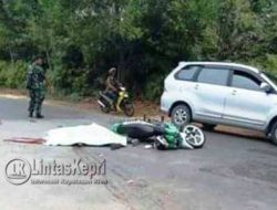 Truk Pertamina Lindas Pengemudi Motor