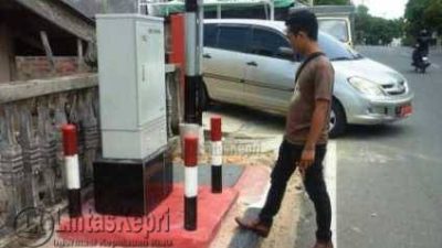 Inilah FO IndiHome Milik Telkom Speedy yang dibangun di Trotoar Jalan Usman Harun (Teluk Keriting)