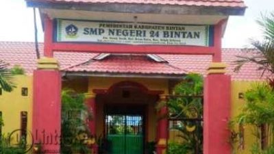 Oknum Guru SMPN 24 Diduga Jual LKS Tanpa Sepengetahuan Kepsek