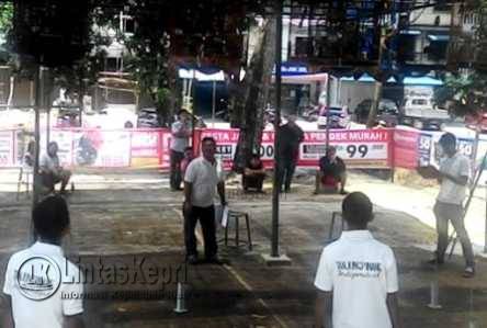 Santana Pet Shop Gelar Latihan Bersama Kicau Mania