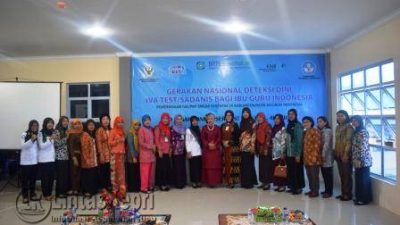 Kepala BPJS Kesehatan Cabang Tanjungpinang, Nur Indah Yuliati saat foto bersama.