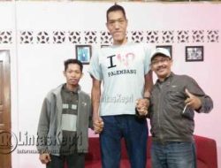 Rumah Hantu di Tanjungpinang Hadirkan Orang Tertinggi di Indonesia