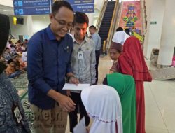 Angkasa Pura II Tanjungpinang Beri Santunan Ke Anak Yatim Piatu