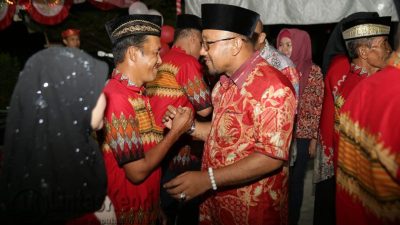 Walikota Tanjungpinang Kukuhkan Forum RT/RW Kelurahan Seijang