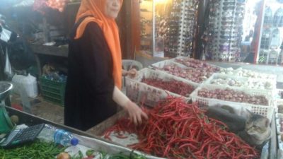 Harga Bawang Merah dan Putih Stabil, Cabai Keriting Malah Turun Drastis