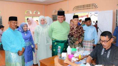 Bupati Bintan Tinjau Khitanan Massal