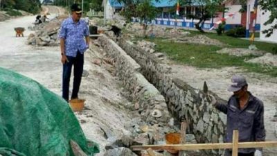 Bupati Natuna Tinjau Pembangunan Jalan Setengar – Selat Lampa