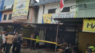 Pria Ini Ditemukan Gantung Diri di Kedai Kopi Beranda