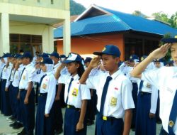 Ngesti Tak Ingin Ada Anak Natuna Putus Sekolah