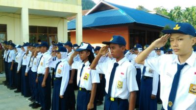 Ngesti Tak Ingin Ada Anak Natuna Putus Sekolah