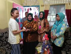 Penderita Kanker Darah di Tanjungpinang Ini Dikunjungi Ketua YKI