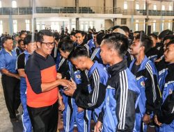 Apri Sujadi Lepas Kontingen Bintan Porprov Kepri ke IV