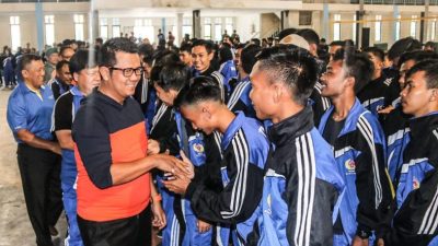 Apri Sujadi Lepas Kontingen Bintan Porprov Kepri ke IV