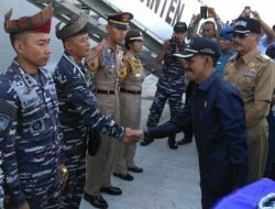 Ketua DPRD Natuna Sambut Kedatangan Taruna/i AAL di Selat Lampa