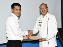 Hamid Rizal Serahkan DPA 2019 Natuna Kepada OPD