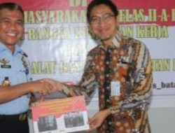 Komisi I DPRD Kepri Memberikan Bantuan Alat Pembuat Roti di Lapas II Barelang