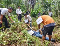 Di Adegan Ini Rasyid dan Abdul Membunuh Arnold Tambunan