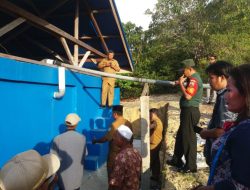 Babinsa Bukit Padi Dampingi Bupati Anambas Tinjau Pembangunan Bak Air