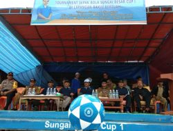 Gubernur Kepri Buka Turnamen Sepak Bola di Desa Sungai Besar