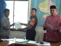 Sertu Budiharjo Ikut Serahkan Sertifikat Tanah Gratis di Kelarik Utara