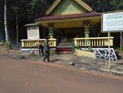 FPSS Bersih-Bersih Makam Leluhur Sempena HUT RI Ke-74