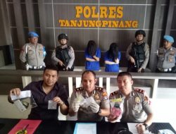 Polres Tanjungpinang Ciduk Dua Wanita Simpan Pil Ekstasi dan Sabu