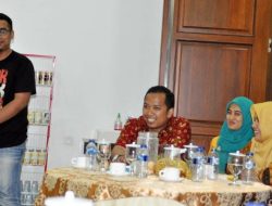 Walikota Terima Bantuan Dana dan APD dari Gubernur